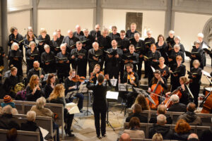 Kantorei Coro con Spirito bei Auftritten in der Antoniter- und der Trinitatiskirche Köln